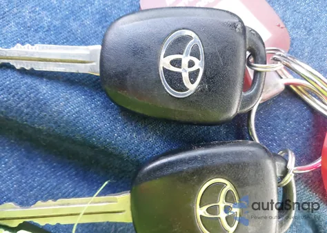 2017 Toyota Rav4 Le from USA, damaged, VIN JTMBFREV9HJ135287